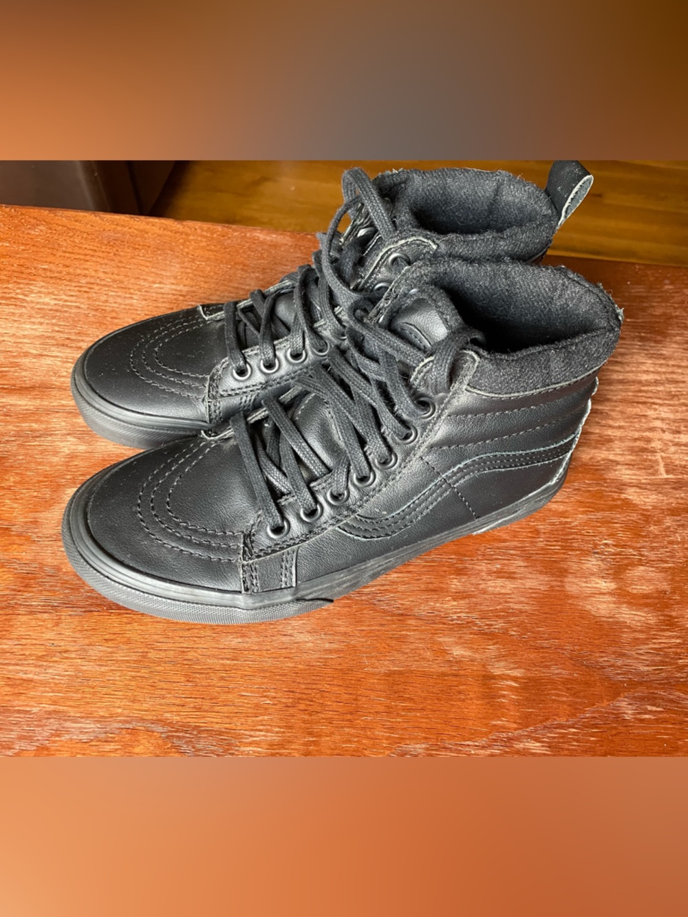 Vans hitop Men's Black High-Top Lace-Up Sneakers